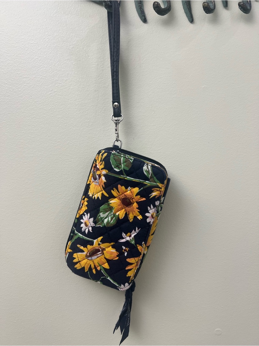 Vera Bradley navy blue Quilted Wristlet with Yellow Sunflowers